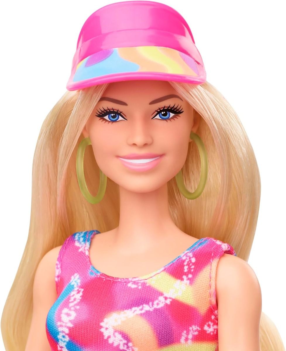 Mattel Barbie - Păpușă cu patine cu rotile (HRB04)
